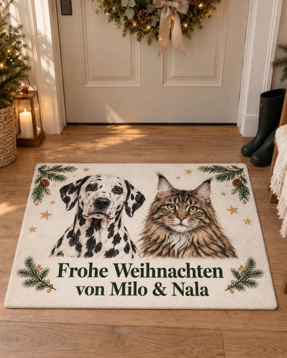 Weihnachtsfußmatte mit zwei Tieren und Namen mit Dalmatiner und Maine Coon und Namen Milo & Nala im Aquarell-Stil